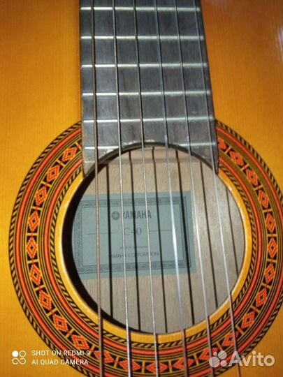 Классическая гитара yamaha c40