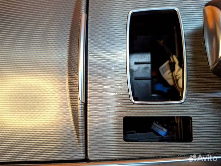 Подлокотник w212 E-class 651.924 04.2013