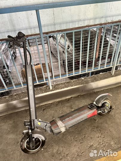 Самокат взрослый электрический