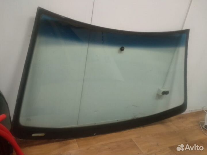 Лобовое стекло volkswagen bora(2004)