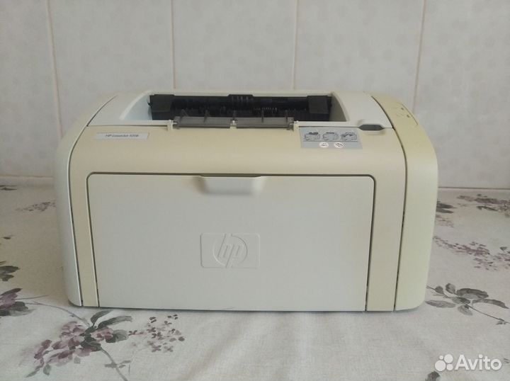 Принтер hp LaserJet 1018 в хорошем состоянии