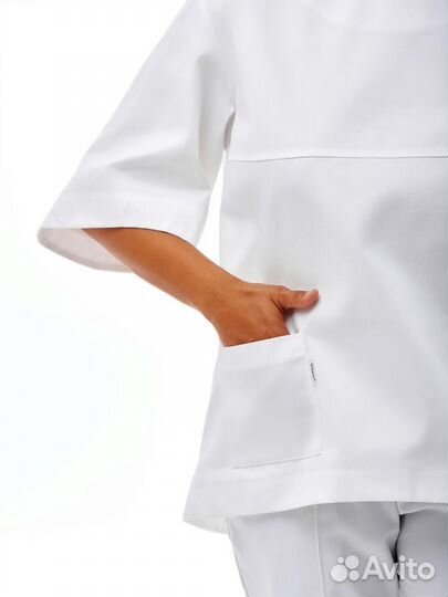 Костюм медицинский женский (брюки и туника)