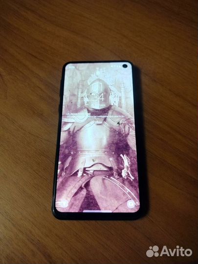Samsung Galaxy S10e, 6/128 ГБ