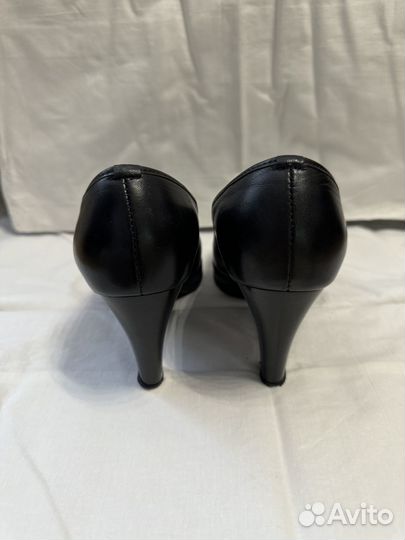 Туфли женские