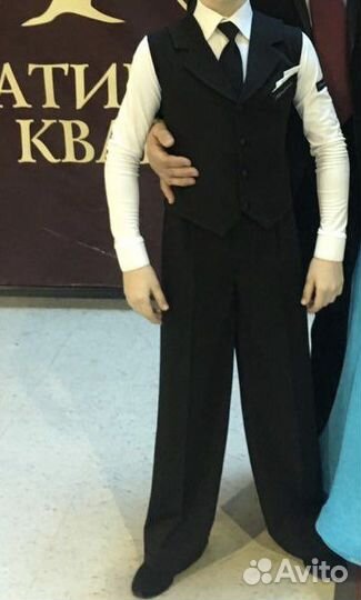 Костюм для бальных танцев