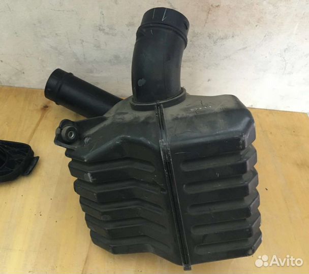 Резонатор Honda Civic 4D 8 поколения