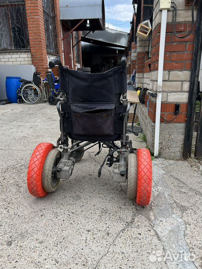 Коляска инвалидная