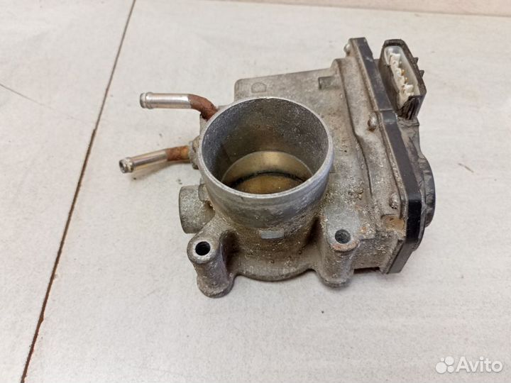 Дроссельная заслонка