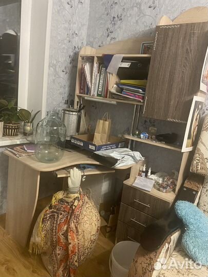 Письменный стол