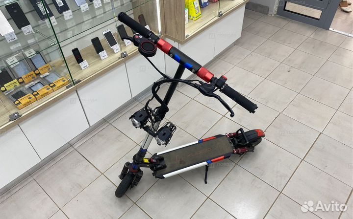 Бм14 Самокат Kugo x1