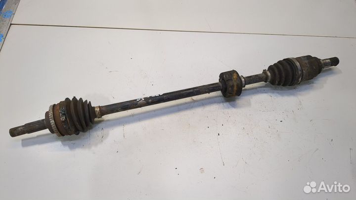 Полуось Toyota Yaris, 2003