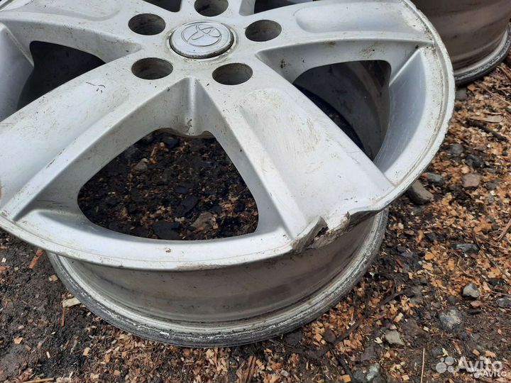 Диски литые r16 5 114.3 toyota
