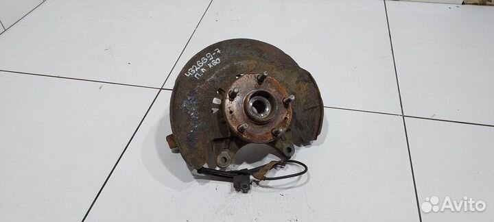 Кулак поворотный передний левый (Lifan X60)