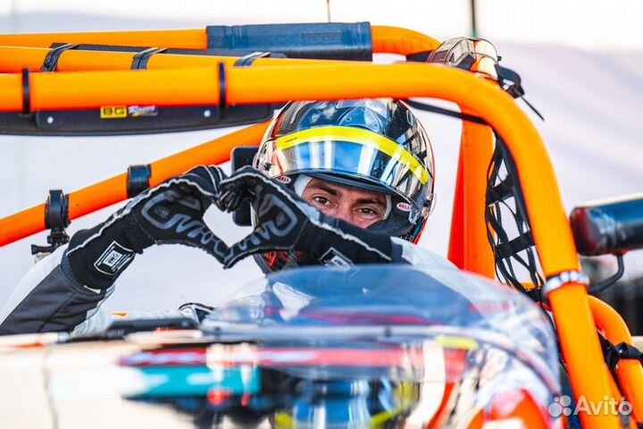 Сертификат: Заезд за рулём гоночного болида