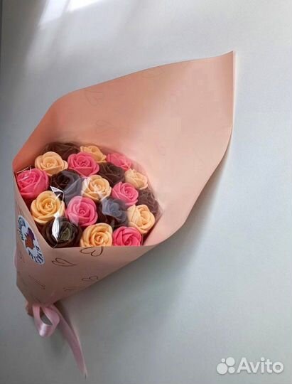 Шоколадные Розы - 19 шт в Букете