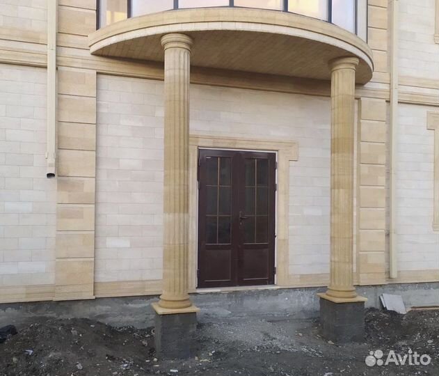 Колоны из камня