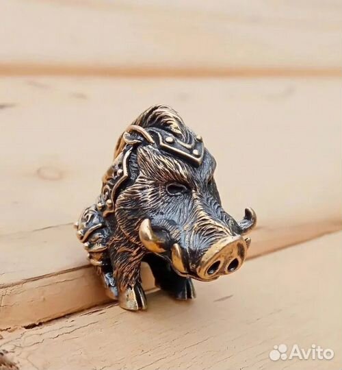 Бусина Темляк Брелок Кабан Секач Свинья Хрюшка