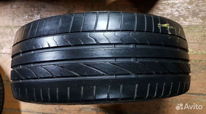 Bridgestone Potenza RE050A 215/40 R18