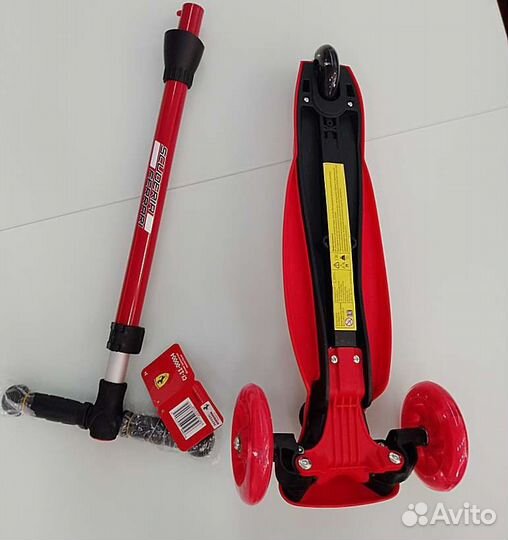 Самокат Ferrari