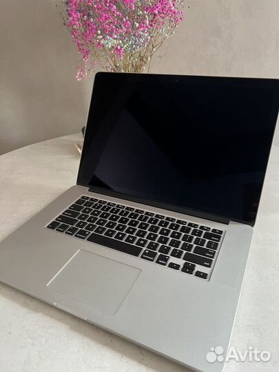 Ноутбук Macbook Pro 15 late 2013 8/256