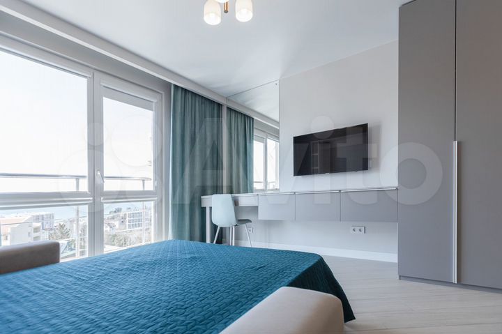 2-к. квартира, 40 м², 8/18 эт.