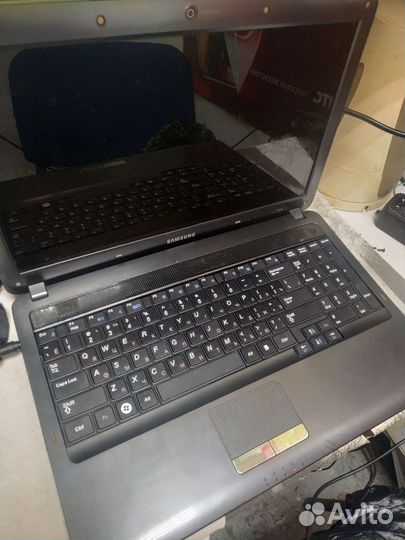 Ноутбук samsung