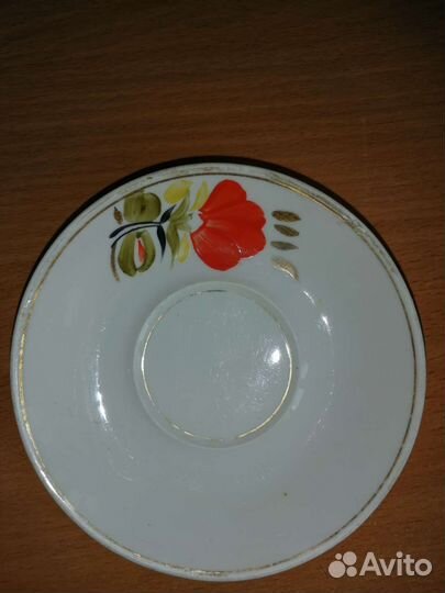 Блюдца фарфор