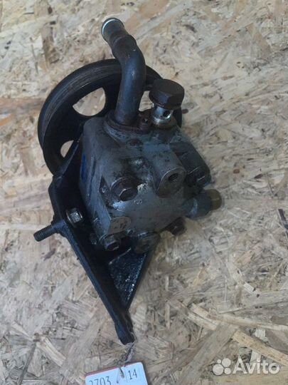 Насос гидроусилителя руля Suzuki Grand Vitara 3