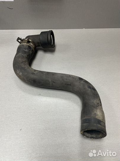 1h0121051b патрубок радиатора volkswagen