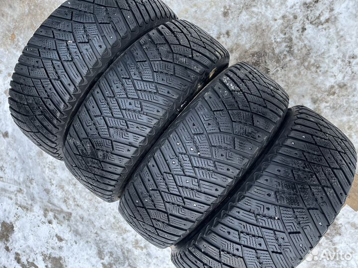 Goodyear Ultragrip Ice Arctic 195/65 R15
