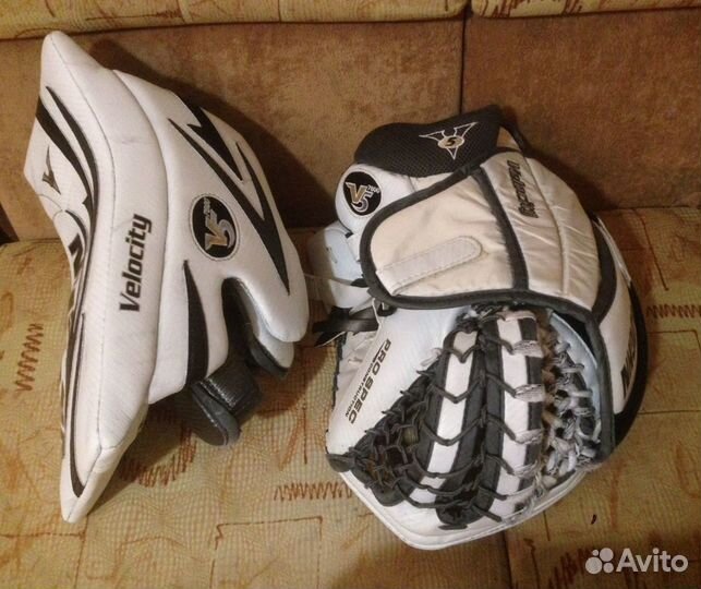 Перчатки вратаря vaughn