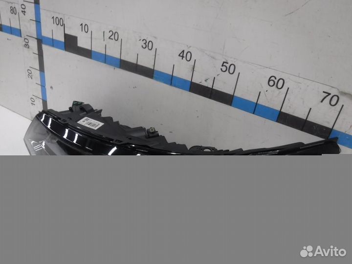 Фара левая Land Rover Discovery V