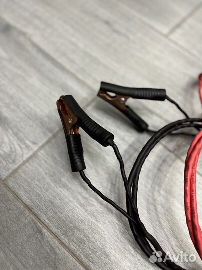 Провода для прикуривания автомобиля
