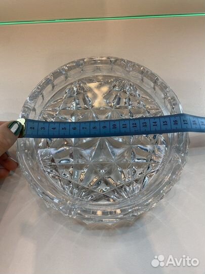 Хрустальная конфетница