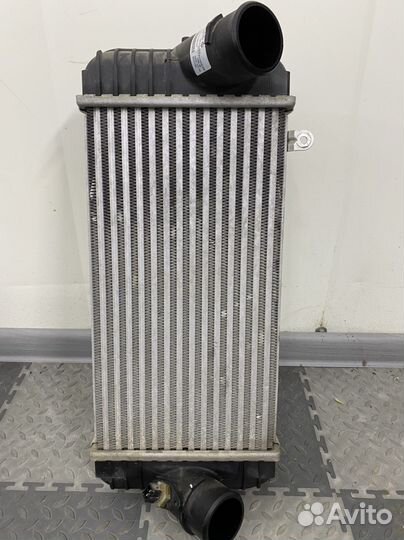 Интеркулер радиатор воздуха Kia Sorento Prime