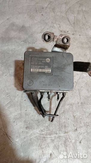 Моторчик дворников перед. Skoda Octavia (A4) 1998