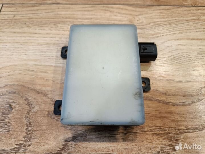 Правый датчик слепых зон Tucson 3 BSD