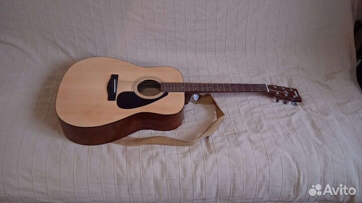 Акустическая гитара Yamaha f310