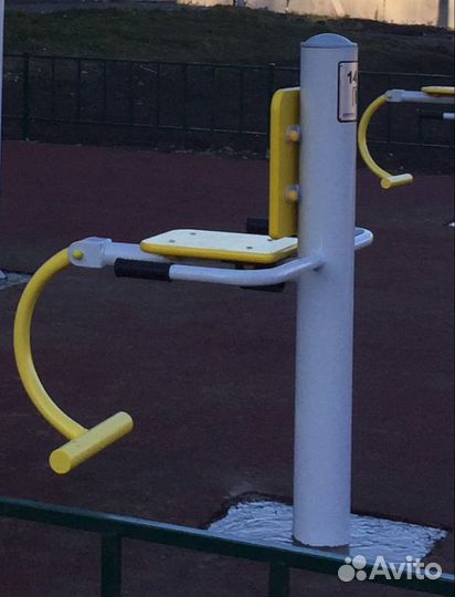 Новый спортивный уличный тренажёр 