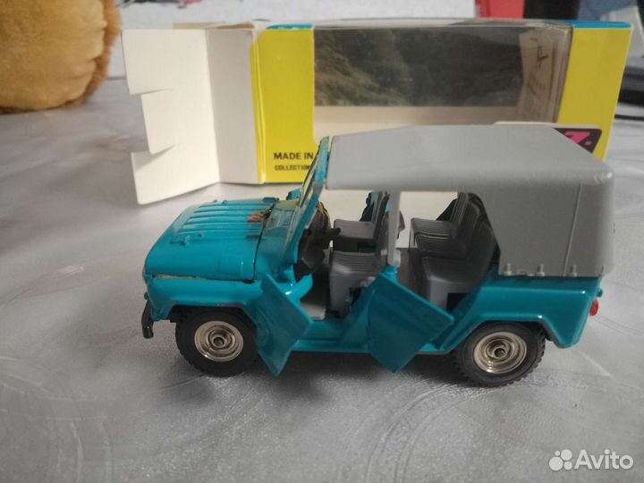 Модель УАЗ 469 1:43 СССР