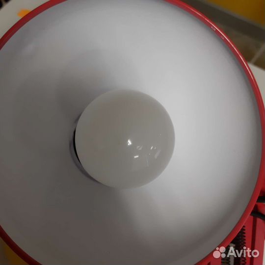 Лампа настольная