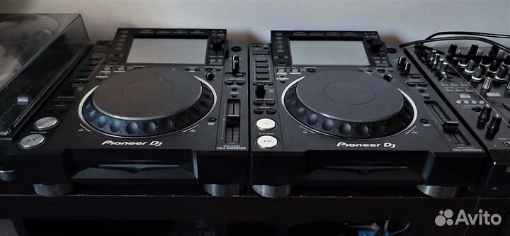 Pioneer CDJ 2000 nexus 2