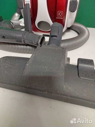 Пылесос LG VC72188nerl (нерабочий)