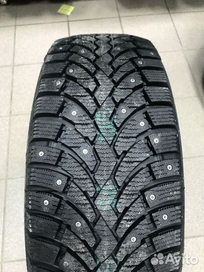 Pirelli Formula Ice 215/60 R16 99T