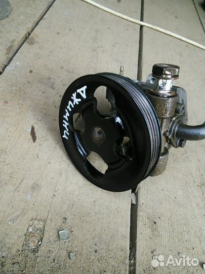 Насос гидроусилителя Сузуки джимни