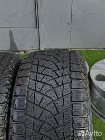 Bridgestone Blizzak DM-Z3 255/50 R19 103Q