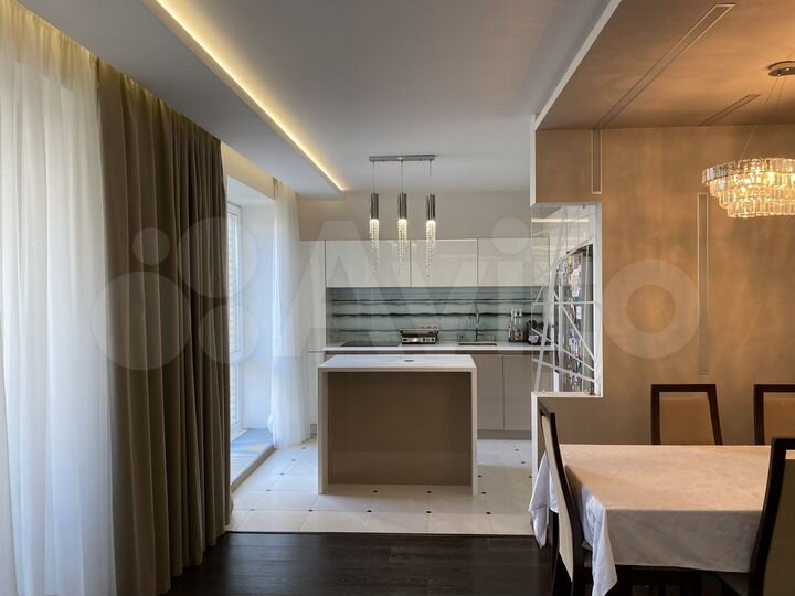 3-к. квартира, 112,6 м², 18/18 эт.