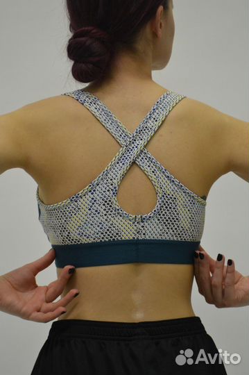 Спортивный бра under armour