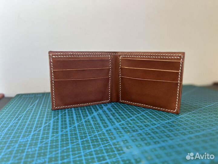 Портмоне бифолд мужское ручной работы