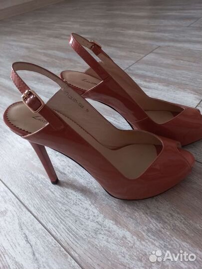 Туфли женские 39 размер